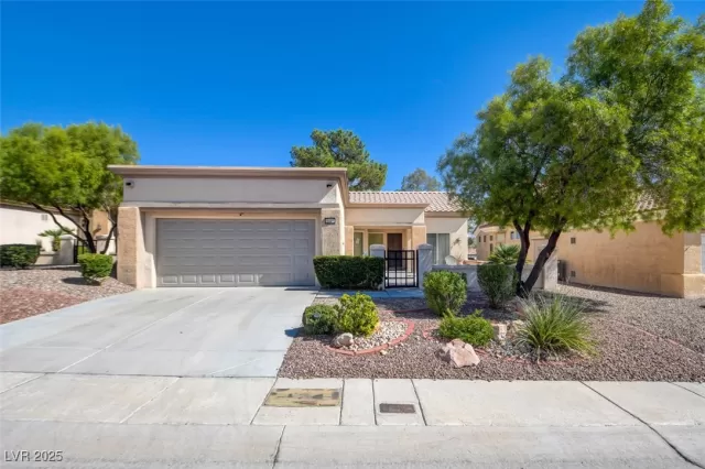 MLS: 2709770 Condo For Sale