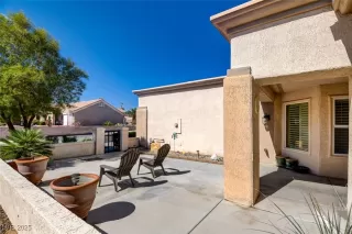 Photo #4: 2709770 Listing 