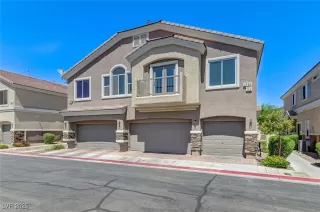 Photo #1: 2709781 Listing