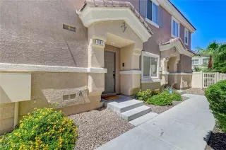 Photo #4: 2709781 Listing