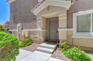 Photo #5: 2709781 Listing