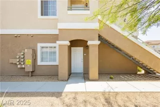 Photo #1: 2709782 Listing 