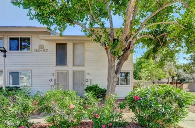 MLS: 2709846 Condo For Sale