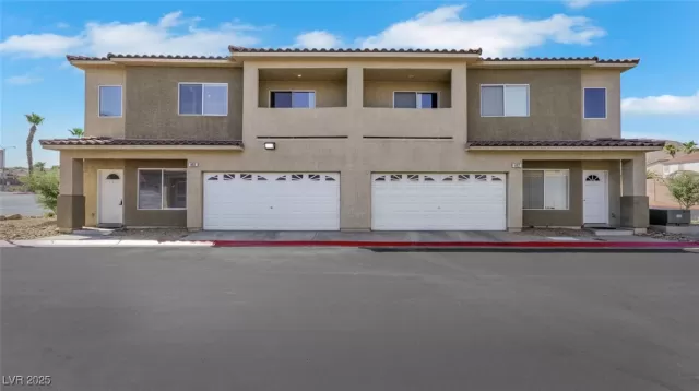 MLS: 2709875 Condo For Sale