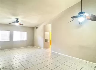 Photo #2: 2709880 Listing 