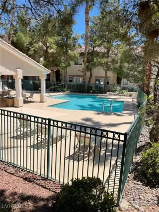 Photo #1: 2709890 Listing 