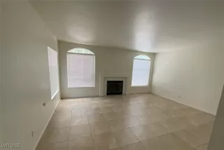 Photo #1: 2709907 Listing 