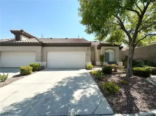 Photo #1: 2709914 Listing 