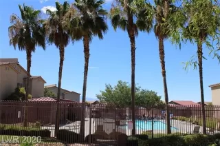 Photo #3: 2709931 Listing 
