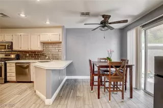 Photo #6: 2709935 Listing 