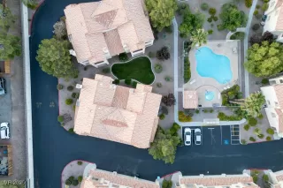 Photo #1: 2709938 Listing