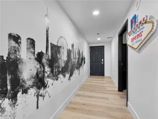 Photo #3: 2709952 Listing 