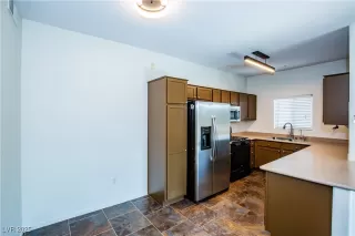 Photo #1: 2709965 Listing