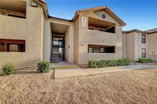 Photo #2: 2710030 Listing