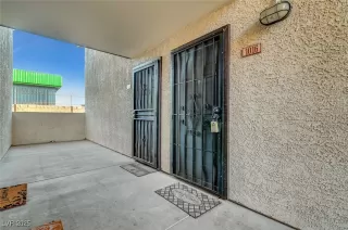 Photo #3: 2710030 Listing