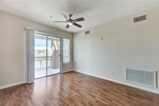 Photo #3: 2710034 Listing 