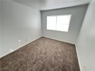 Photo #6: 2710070 Listing 