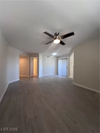 Photo #5: 2710074 Listing 