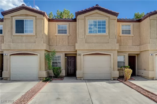 MLS: 2710087 Condo For Sale