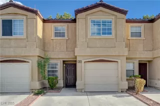 Photo #1: 2710087 Listing