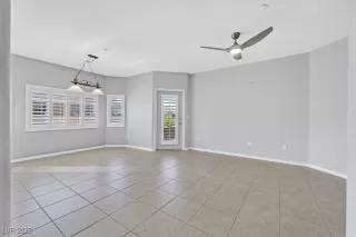 Photo #5: 2710110 Listing 