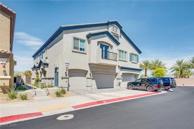 MLS: 2710120 Condo For Sale