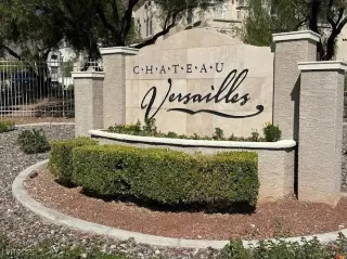 Photo #1: 2710136 Listing 