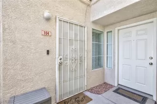 Photo #2: 2710180 Listing 