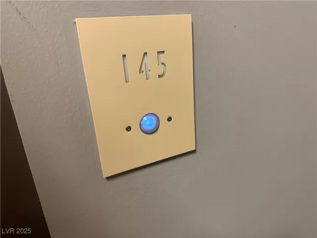 MLS: 2710192 Condo For Sale