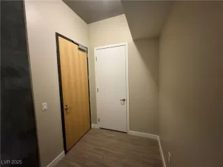 Photo #1: 2710192 Listing