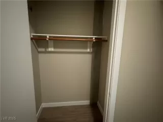 Photo #2: 2710192 Listing