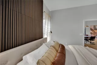 Photo #4: 2710202 Listing 