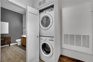 Photo #6: 2710202 Listing 