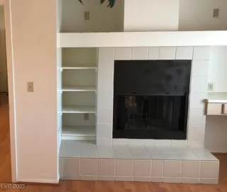 Photo #3: 2710217 Listing 