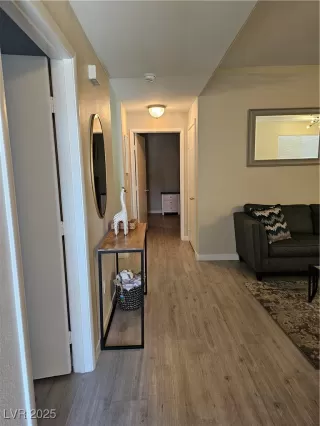 Photo #5: 2710250 Listing 
