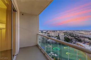 Photo #4: 2710257 Listing 