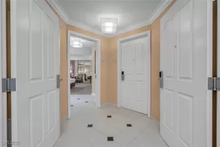 Photo #5: 2710257 Listing 