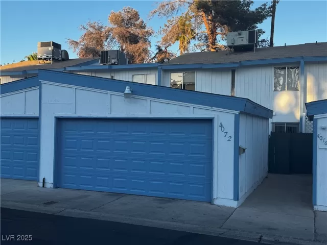 MLS: 2710260 Condo For Sale