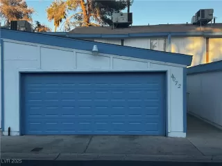 Photo #1: 2710260 Listing 