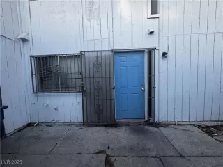 Photo #2: 2710260 Listing 