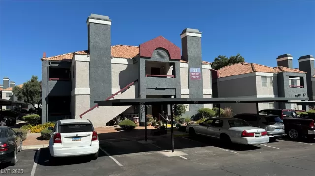 MLS: 2710332 Condo For Sale