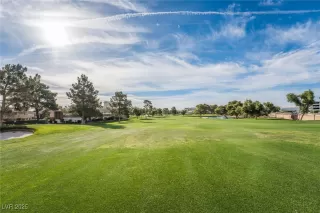 Photo #4: 2710333 Listing 