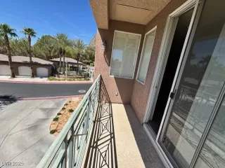 Photo #2: 2710361 Listing 