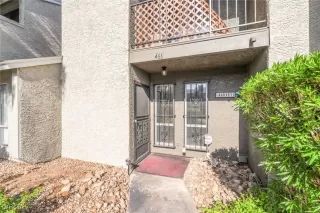 Photo #3: 2710402 Listing