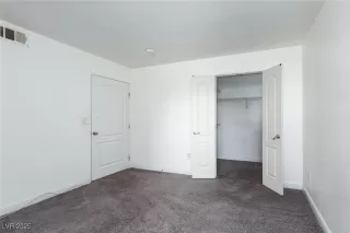 Photo #6: 2710407 Listing 