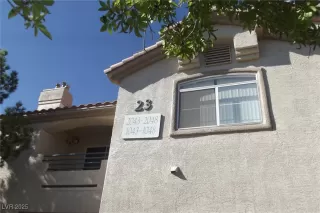 Photo #2: 2710433 Listing 