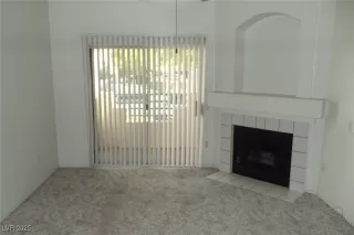 Photo #6: 2710433 Listing 