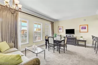 Photo #6: 2710443 Listing 