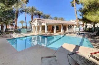 Photo #2: 2710446 Listing 