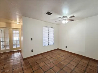 Photo #4: 2710447 Listing 